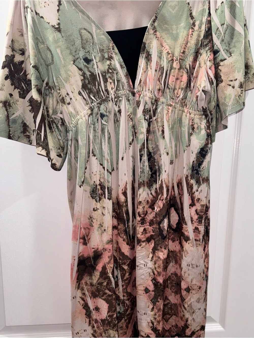 Floral V-Neck Flutter Sleeve Women's Top in Green & Pink